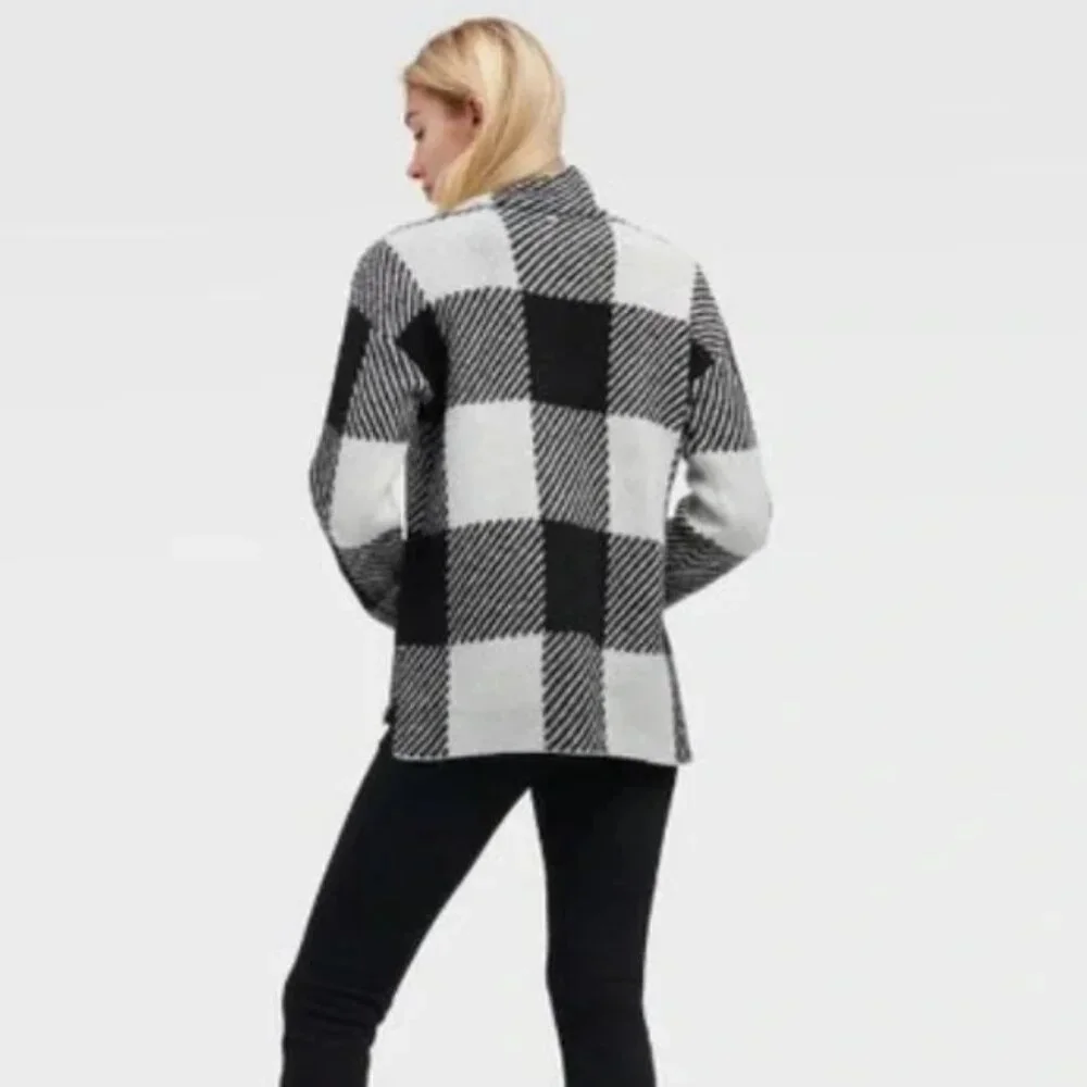 Dkny Women's Ivory/Black Plaid Pull Over Turtleneck Sweater Size XL